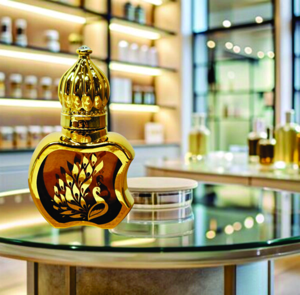 Sapphire's Choice Ombre Nomade Men and Women Perfume oil 10ml|Oud Wood,Saffron And Rose Fragrance| Made In Uk - Image 3